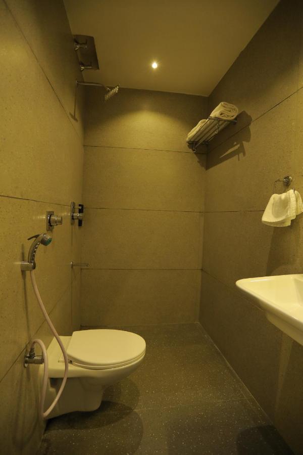 Hotel City Express By Downtown Udaipur Exterior photo