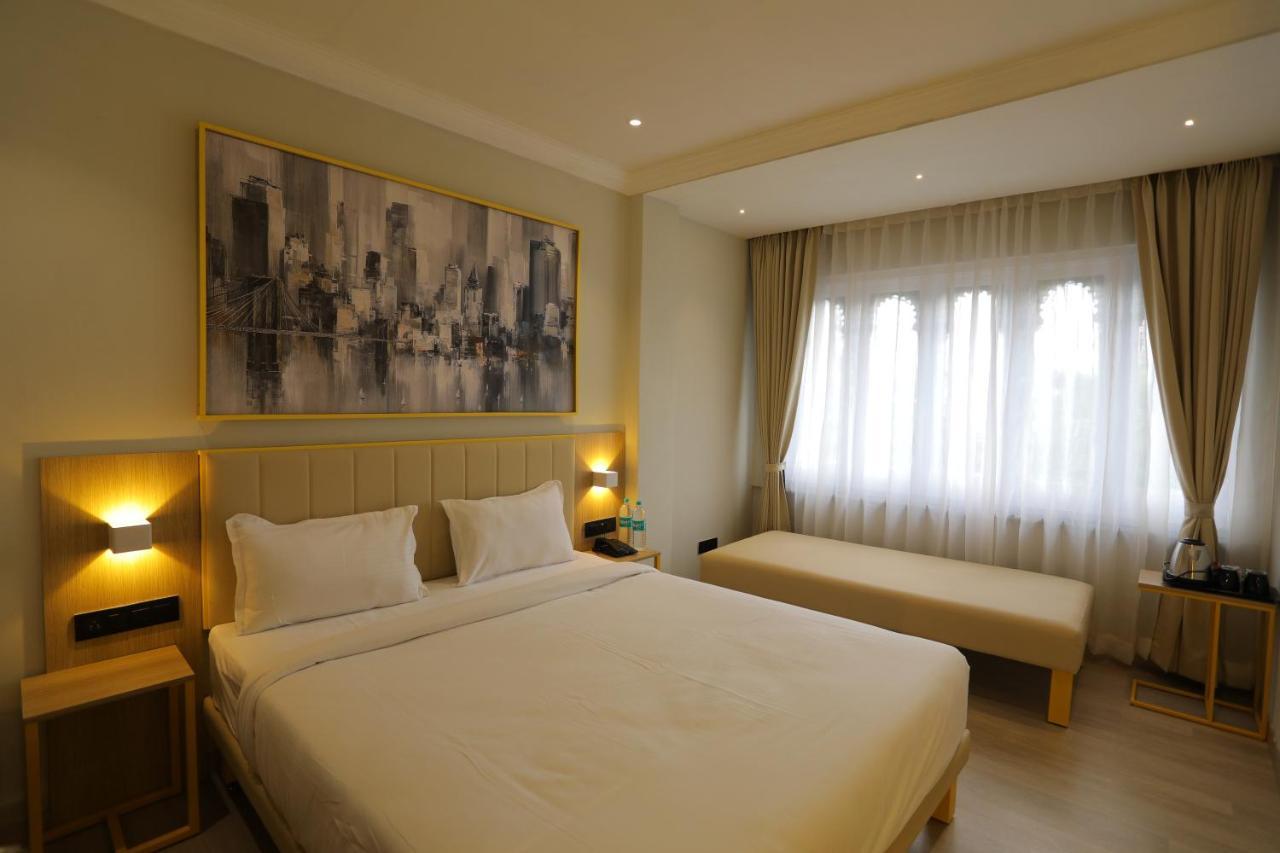 Hotel City Express By Downtown Udaipur Exterior photo